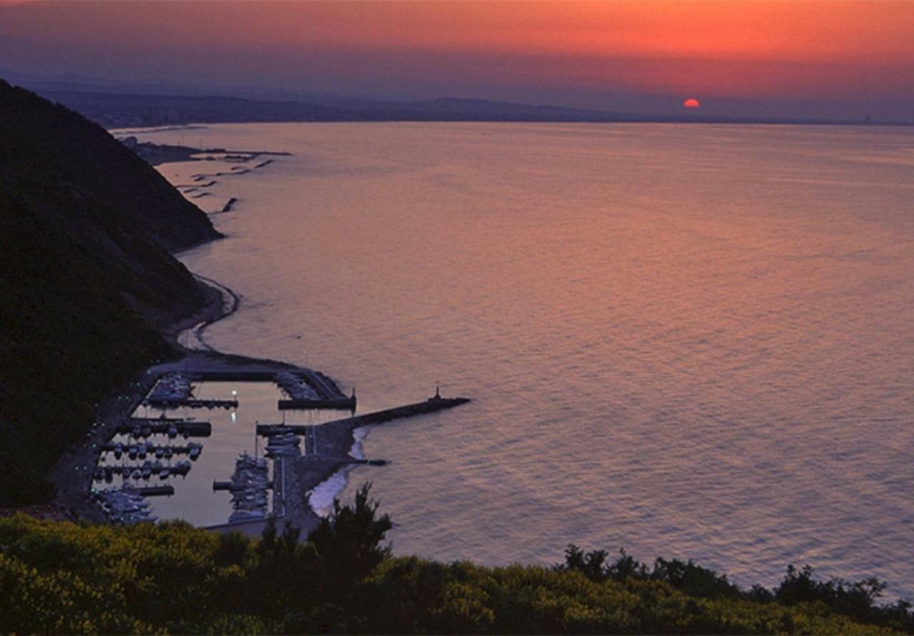 Casamare Gabicce Aparthotel Gabicce Mare Luaran gambar